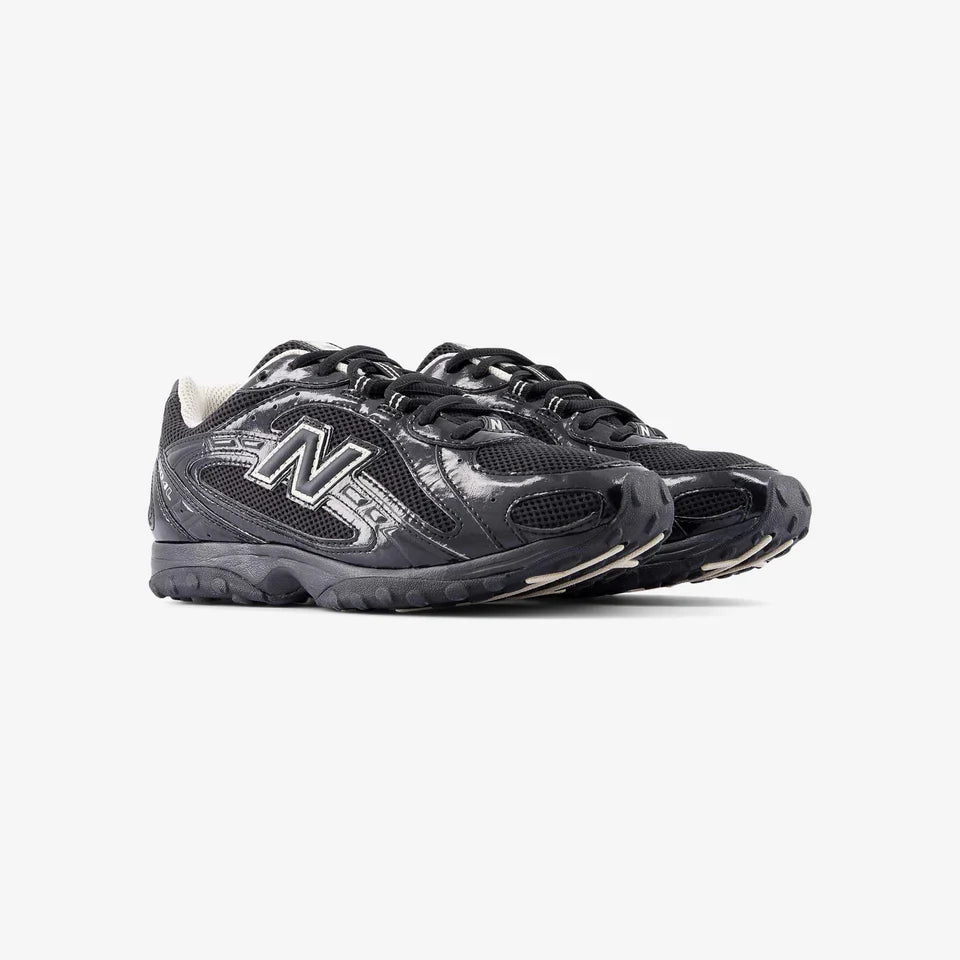 NB 204L MRA BLACK