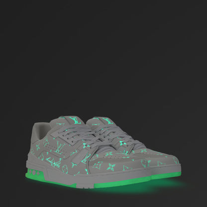 Glow  Sneaker  Trainer .