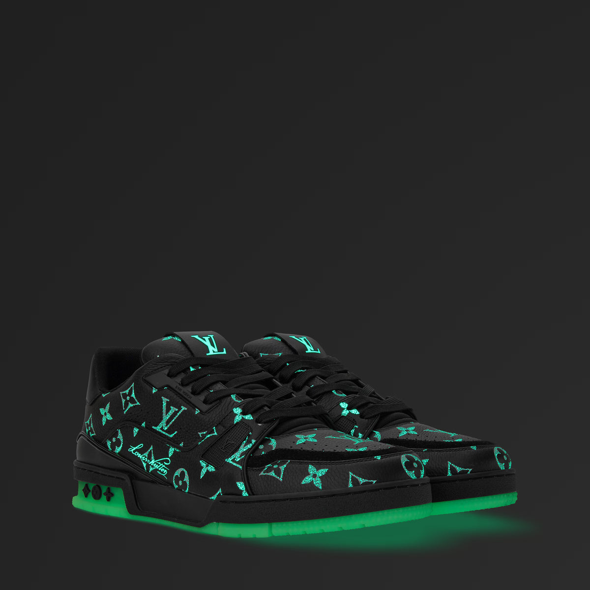 Glow  Sneaker  Trainer .