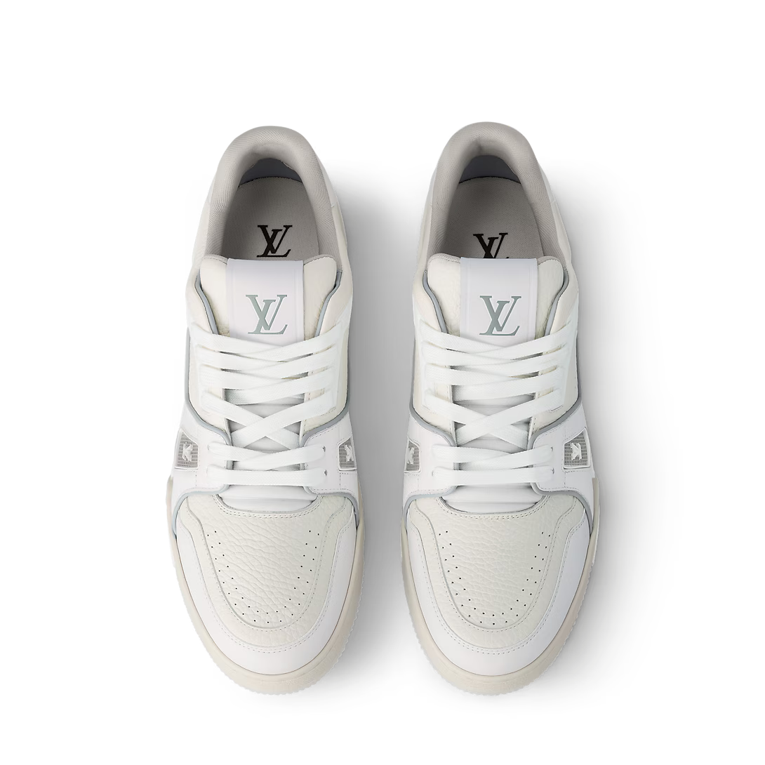 Glow  Sneaker  Trainer .